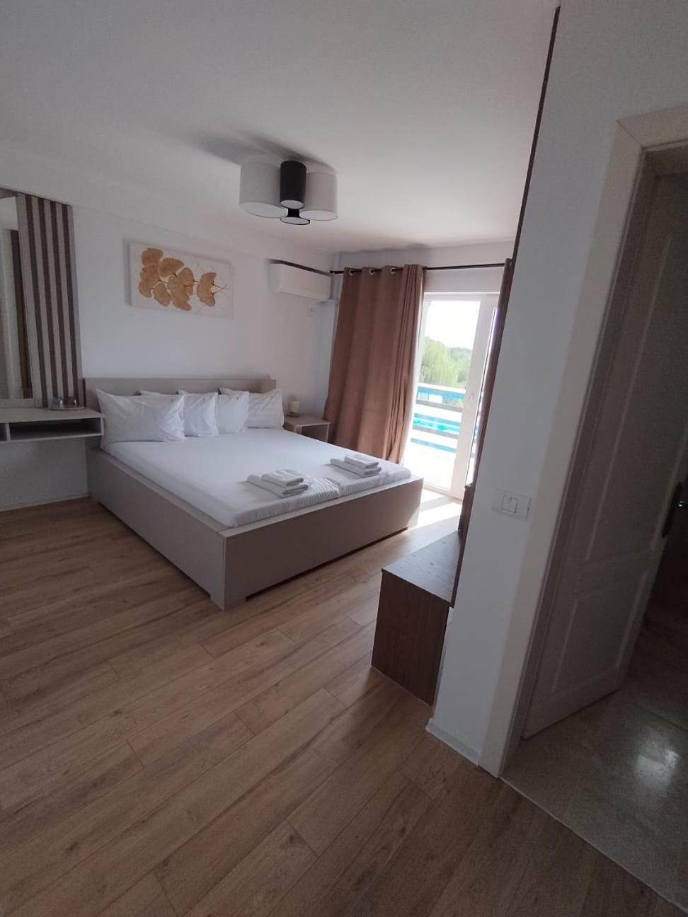 Pensiunea Prigoria Hotel Murighiol Ngoại thất bức ảnh