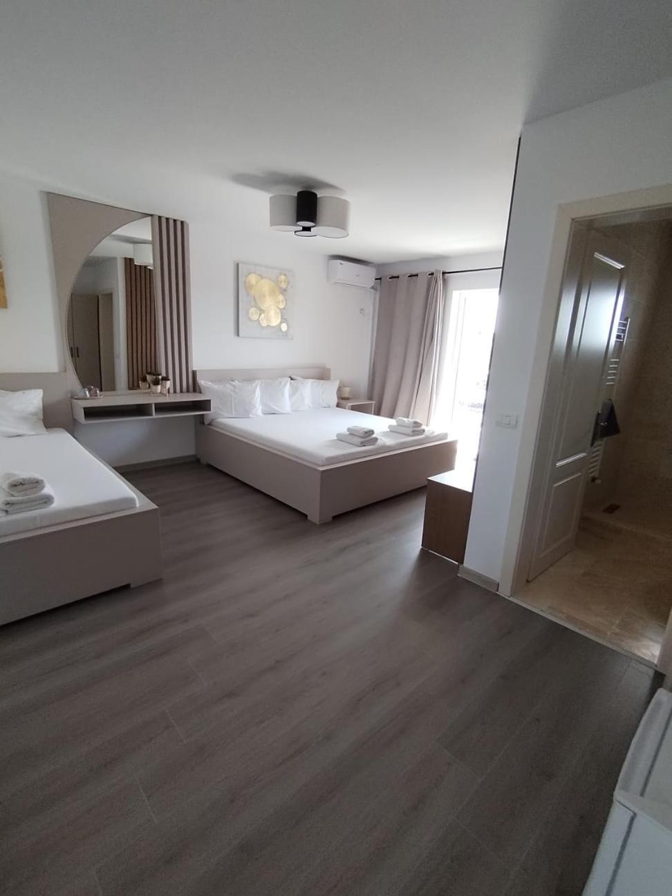 Pensiunea Prigoria Hotel Murighiol Ngoại thất bức ảnh