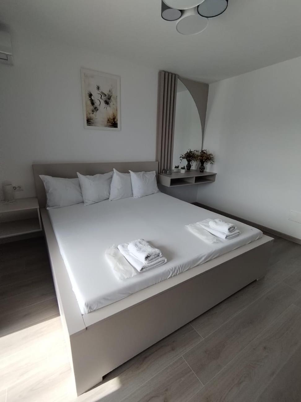 Pensiunea Prigoria Hotel Murighiol Ngoại thất bức ảnh